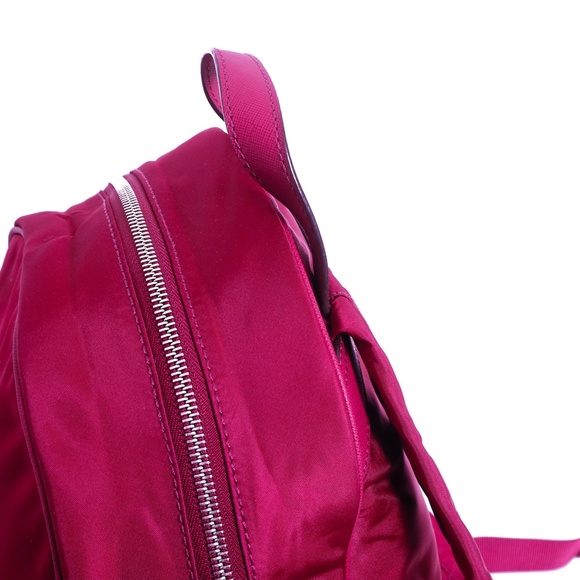 Michael Kors NWT Fuchsia  Large Womans Backpack - Picture 6 of 11